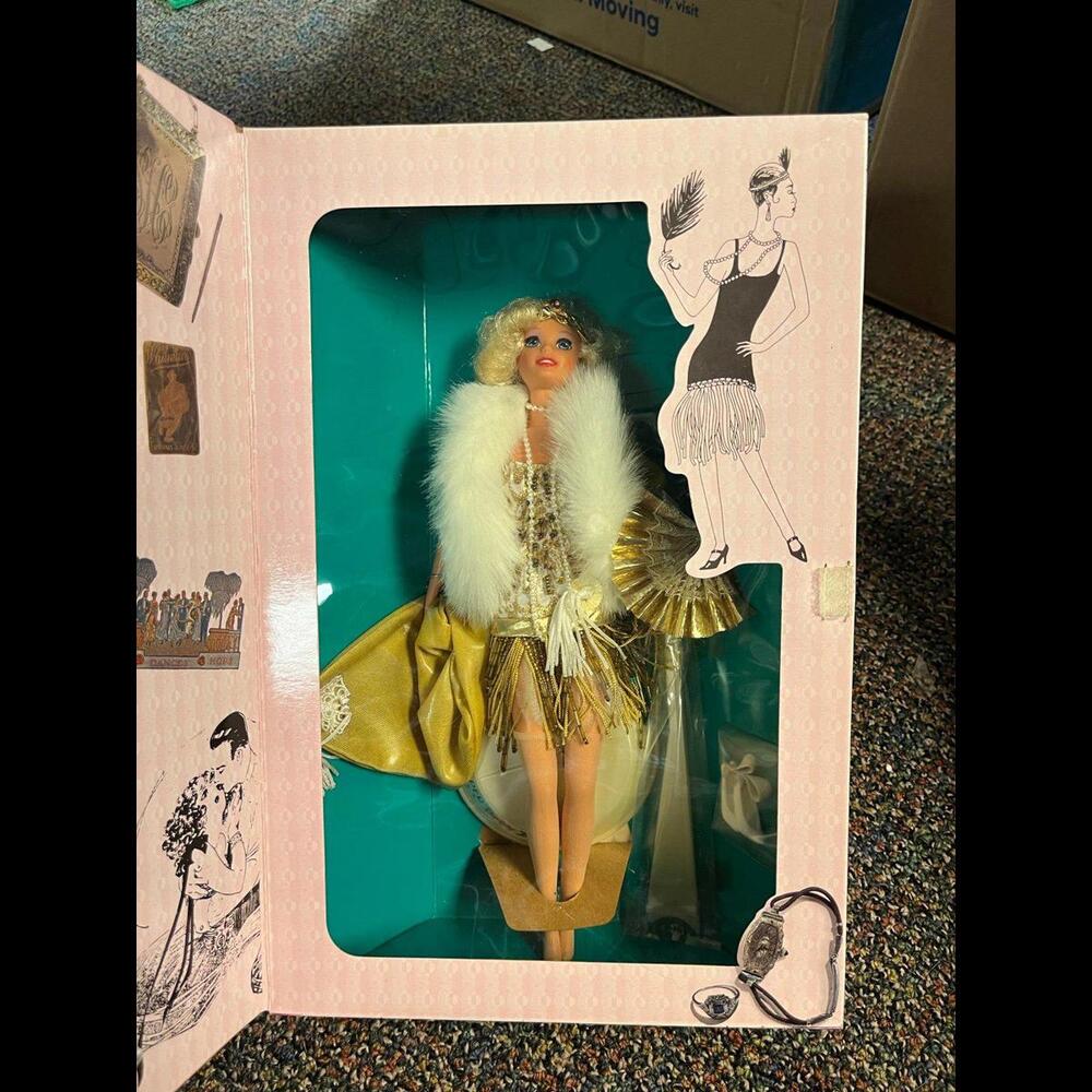 Mattel Barbie Doll 1993 Great Eras Collection 1920's Flapper Blond Pearls